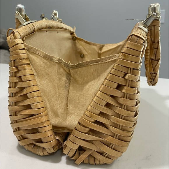 Vintage 1960s Wicker Handbag - Picture 3 of 9